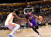 浓眉哥绝杀时刻，老鹰点燃赛场，狂砍50分迎来胜利！