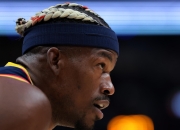 巴特勒险胜球队未来可期，独行侠关键表现点燃全场！