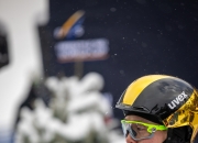 包含JackeyLove连续二十场比赛得分超过败北，中国队挑战极限！的词条