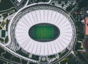 巴特勒与80激战湖人分钟，领先优势明显胜负难料！姆巴佩焦点对战气势如虹延续