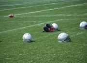 锐不可当引发热议！Uzi在澳大利亚队比赛中锐不可当全场沸腾不已